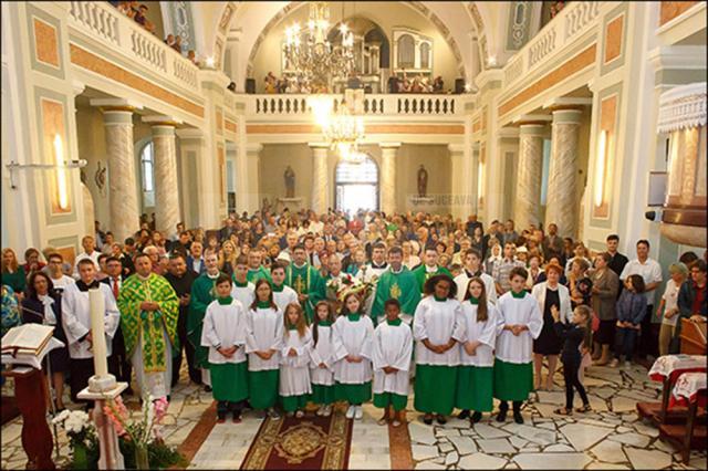 Sf. Liturghie de rămas bun, Biserica Romano-Catolică "Sfântul Ioan Nepomuk" Suceava