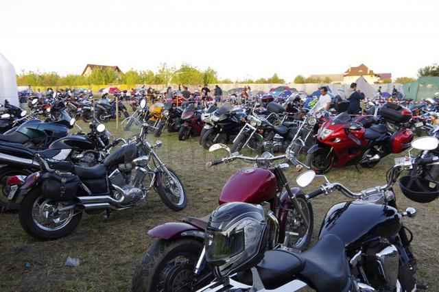 Sute de motociclişti din întreaga țară sunt aşteptaţi la finalul acestei săptămâni la Bucovina Motorfest
