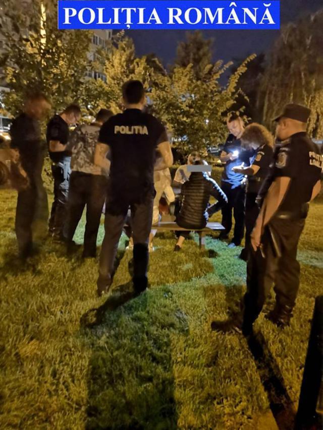 Zonele frecventate de tineri la ceas de seară, luate la puricat de poliţişti şi jandarmi