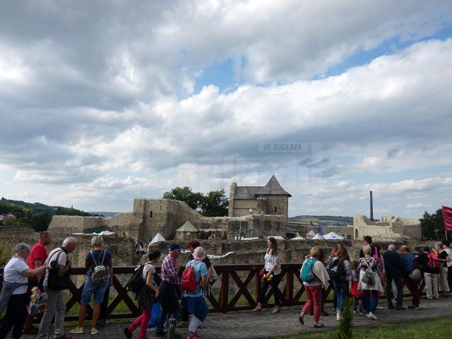 Cetatea Sucevei găzduiește cea de-a XIII-a ediție a Festivalului de Artă Medievală „Ştefan cel Mare”