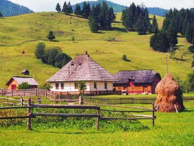 Elogiul satului tradițional românesc