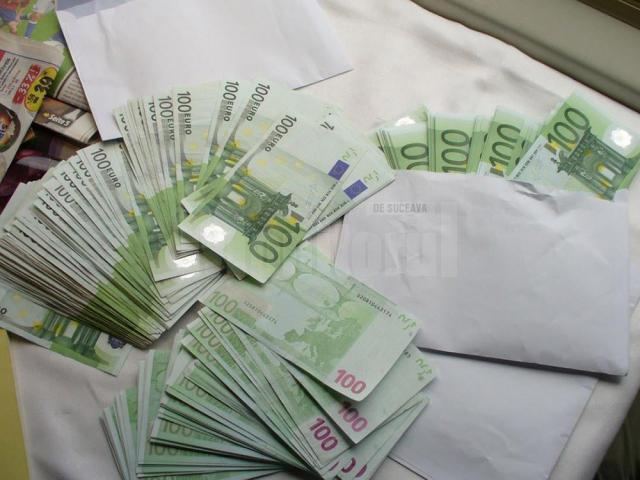 Din casa unui bărbat din Burdujeni s-au furat 30.000 de euro