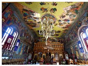 Biserica „Sfinţii Împăraţi Constantin şi Elena”