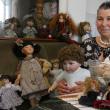 De la fetița fără păpuși, Oltița Tabarcea a devenit unul dintre cei mai mari colecționari de păpuși de porțelan din România