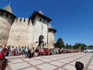 La deschiderea Festivalului de Arta Medievala din Soroca, primarul Ion Lungu a transmis salutul Cetății de Scaun a Sucevei 2
