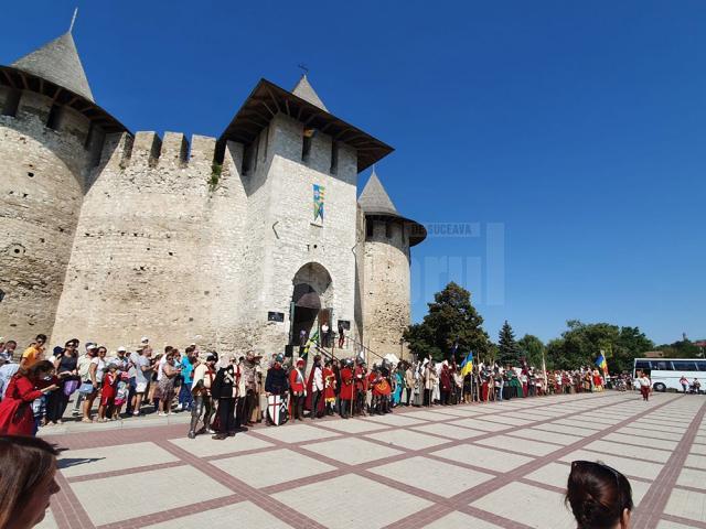 Salutul Cetăţii de Scaun a Sucevei, dus la Soroca de primarul Sucevei, la debutul Festivalului de Artă Medievală