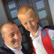Viceprimarul Lucian Harșovschi si fiul său Tudor, in prima zi de scoala