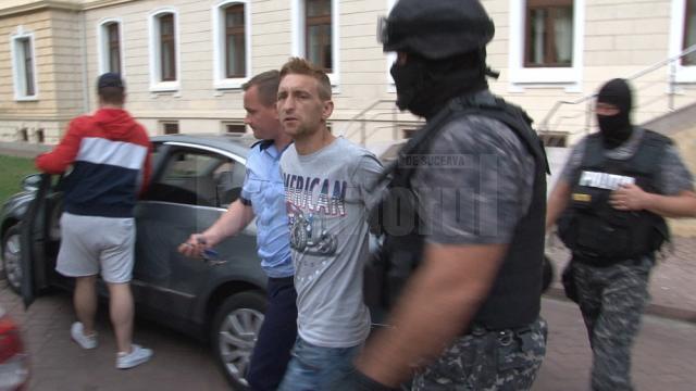 Atacatorul, Vasilică Ionuţ Loghin, a fost arestat preventiv pentru 30 de zile