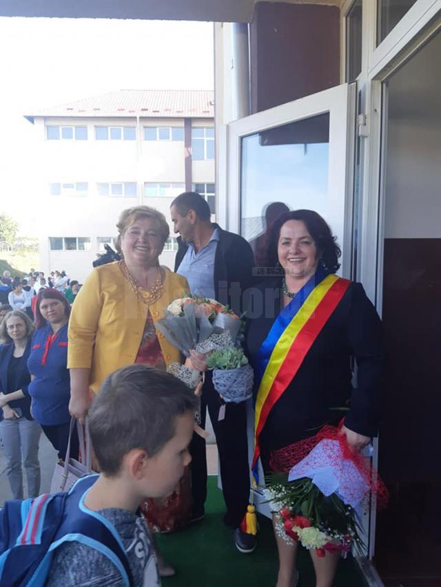 Violeta Ţăran și Gabriela Mihai au participat la deschiderea anului şcolar de la Şcoala Gimnazială Berchișești
