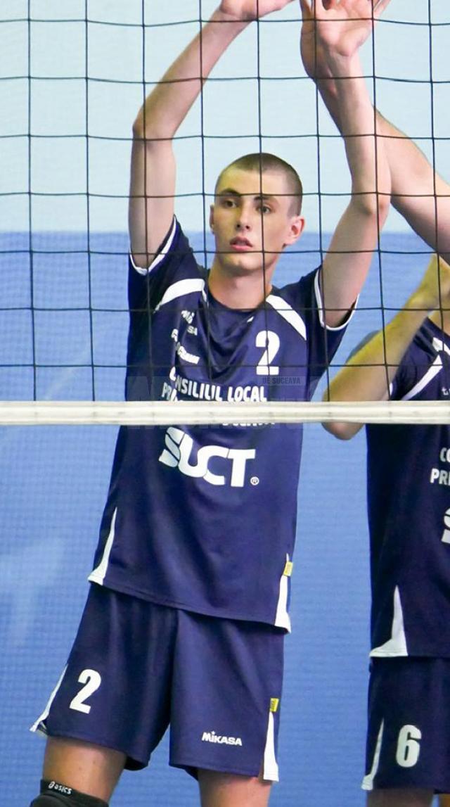 Ştefan Verciuc va evolua în prima divizie, la CS Universitatea Cluj