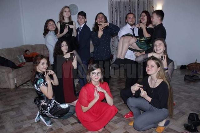Trupa de teatru ”π”, de la Colegiul ”Ștefan cel Mare”, pregătește Festivalul de teatru „SusPicious”