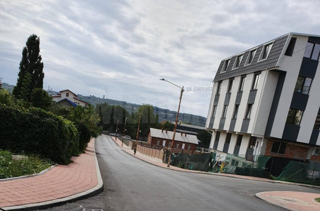 Strada Viitorului din cartierul Obcini şi strada Putna, din cartierul ANL de la Gara Burdujeni au fost modernizate