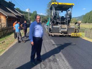 Gheorghe Flutur a anunţat că 177 de kilometri de drumuri judeţene au fost modernizaţi sau se află în lucru