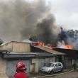 Un incendiu violent a afectat 13 garaje în zona Rombat, din cartierul George Enescu