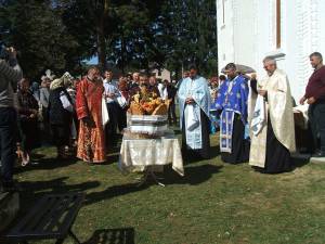Prinos de recunoștință adus fiilor satului, la Parohia ortodoxă „Sf. Nicolae” din Păltinoasa