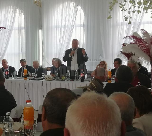 Liderul PSD Suceava, senatorul Ioan Stan, a fost prezent la întâlnirea seniorilor din partid