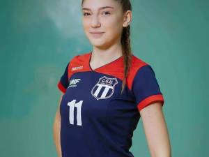 Suceveanca Simina Străchinescu a semnat cu „U” Cluj şi va juca în prima ligă de volei din România