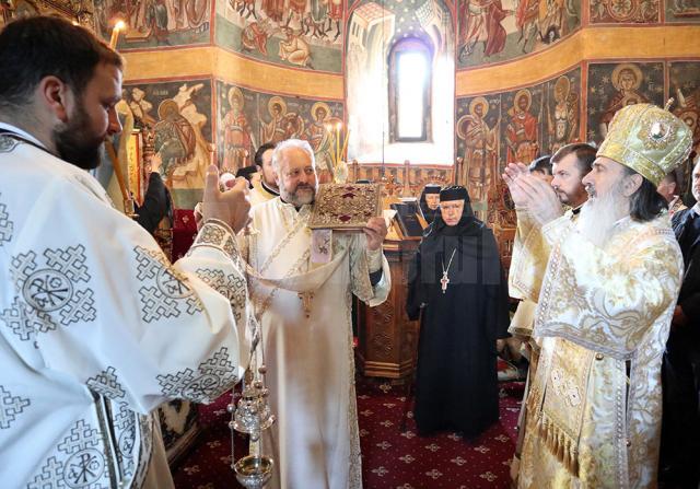 Slujba arhierească la Mănăstirea Voroneț, septembrie 2019