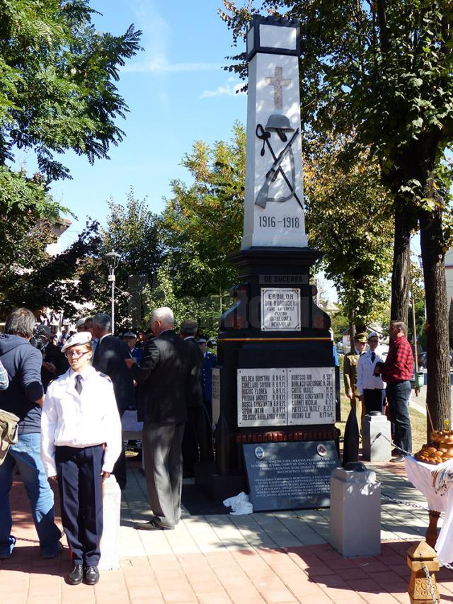 Ceremonial la Monumentul Eroilor din Burdujeni şi dezvelirea unei plăci comemorative cu numele primarilor fostei comune