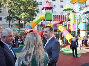 Inaugurarea celui mai mare loc de joaca din Suceava, in cartierul Obcini