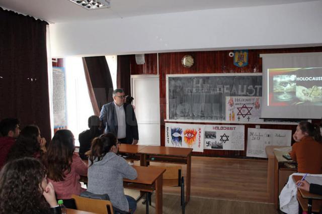 Activități la Liceul Tehnologic „Ştefan cel Mare” Cajvana de Ziua Naţională a Comemorării Holocaustului