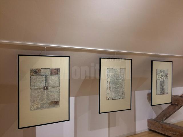 Expoziţia „Arta memoriei”, purtând semnătura artistului rădăuţean Traian Postolache, vernisată la Muzeul de Istorie