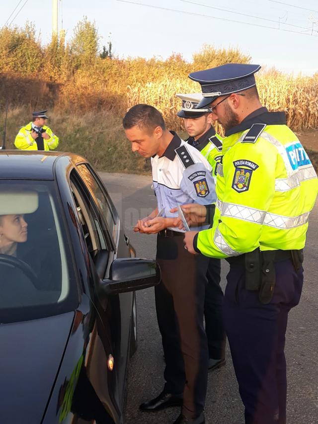 Poliţiştii au desfăşurat activităţi de informare a şoferilor