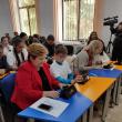 Şefa IŞJ Suceava, Gabriela Mihai, a asistat la prima lecţie digitală de la Şcoala Putna
