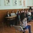 Echipa Salvaţi Copiii, în vizită la Colegiul “Lațcu Vodă” Siret, la o „Oră de Net”
