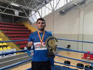 Aur pentru suceveanul Adrian Botuşan la Naţionalele de seniori
