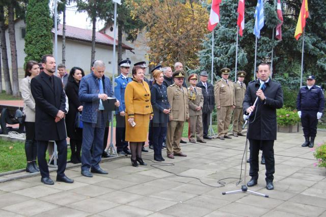 Ziua Armatei Române a fost sărbătorită în centrul Sucevei