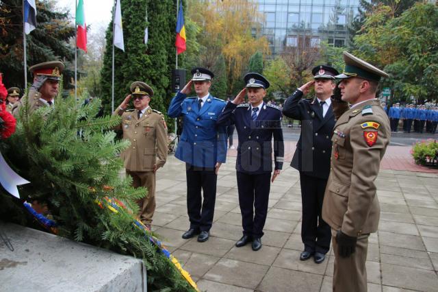 Ziua Armatei Române a fost sărbătorită în centrul Sucevei