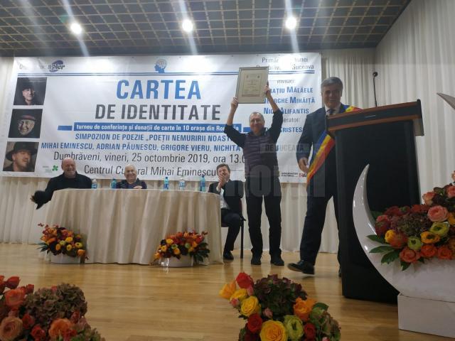 Horaţiu Mălăele a primit distincţia de cetăţean de onoare al comunei