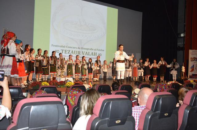 Festivalul-concurs de etnografie şi folclor „Tezaur valah”, ediţia a II-a, la Suceava