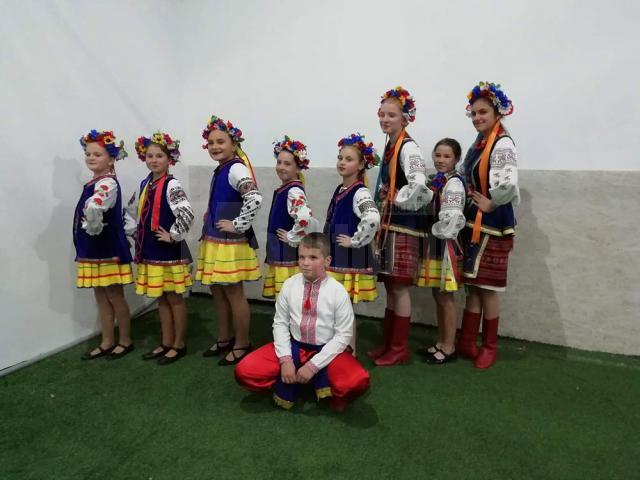 Profesori din Anglia şi Polonia au descoperit frumusețile Bucovinei, printr-un program Erasmus derulat de Școala din Grăniceşti