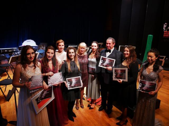 Profesorul Cezar Mititiuc, bariton, a obținut Premiul al II-lea la secțiunea „Mari amatori de artă vocală”, în cadrul Concursului Internațional de Canto din cadrul Rencontres Musicales Enesco