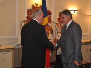Ioan Pavăl, cu ocazia premierii de către preşedintele Moldovei