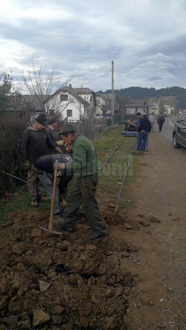 Înlocuirea traverselor de cale ferată îngustă de la Moldoviţa