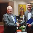 Contractul de realizare a unei grădinițe noi, moderne, semnat de primarul Sucevei, Ion Lungu, cu reprezentanții firmei Safe Steel SRL 2