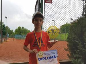 Karlo Piticaru este un tenisman de mare viitor
