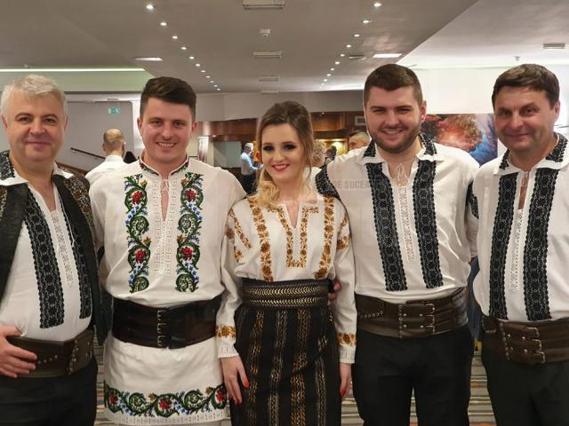 Taraful Florin Mucea, Angelica Flutur, Grigore Gherman și Maria Dragomiroiu au cântat pentru românii din Diaspora, în prag de sărbători