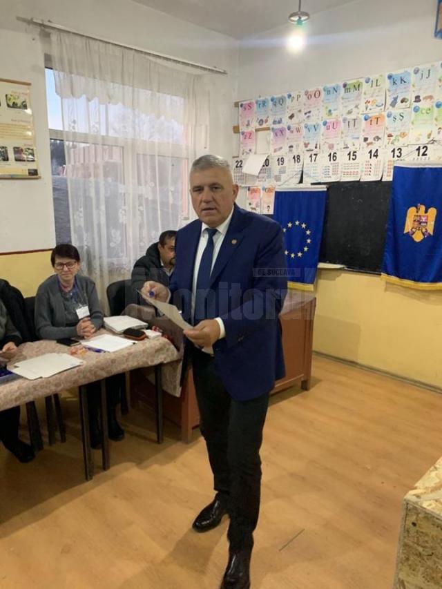 Dumitru Mihalescul după ieșirea de la urne: România are nevoie de noi toți pentru a se schimba în bine