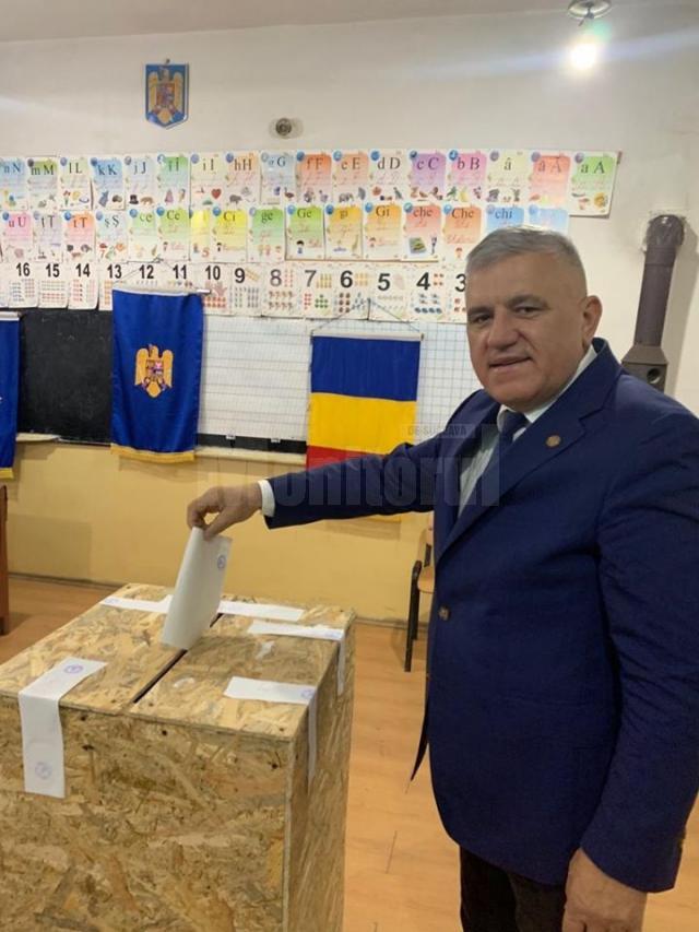 Dumitru Mihalescul după ieșirea de la urne: România are nevoie de noi toți pentru a se schimba în bine