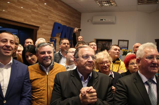 Klaus Iohannis şi PNL Suceava au câştigat alegerile în 93 de localităţi ale judeţului Suceava. Klaus Iohannis – 61,38%, Viorica Dăncilă – 38,62%