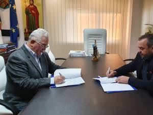 Semnarea contractului de atribuire a lucrărilor de reabilitare prin asfaltare a străzii Vasile Pârvan, cu firma Florconstruct