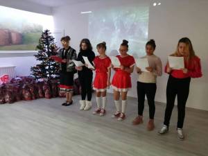 Copiii de la Centrul Şcolar de Educaţie Incluzivă Suceava au primit daruri de la Moș Nicolae