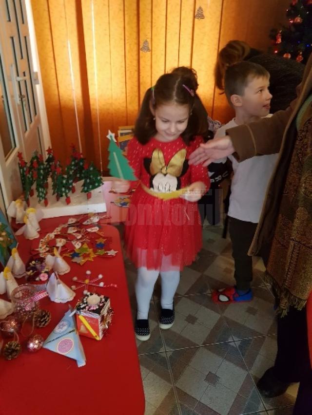 Preşcolarii de la Grădiniţa ”Piticot” au ajutat o familie nevoiaşă din Botoşana