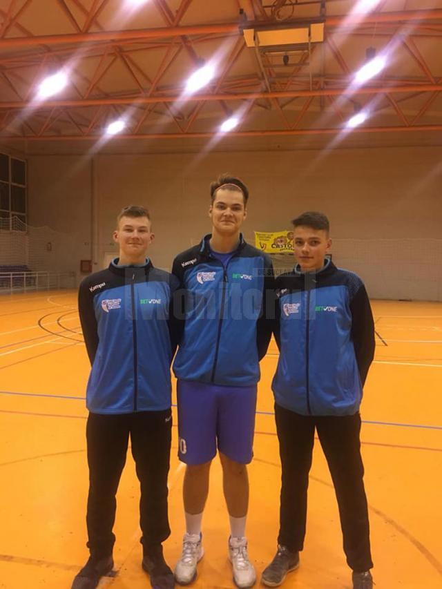 Cei trei juniori suceveni au avut şansa să fie instruiţi de antrenorul Barcelonei