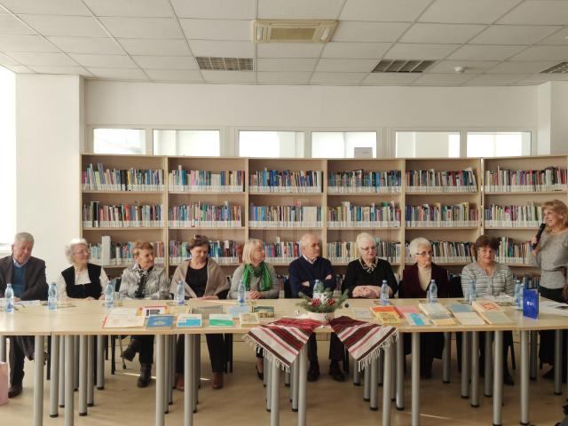 evedere emoţionantă a profesorilor care au predat limba română pentru studenţii străini înainte de 1989