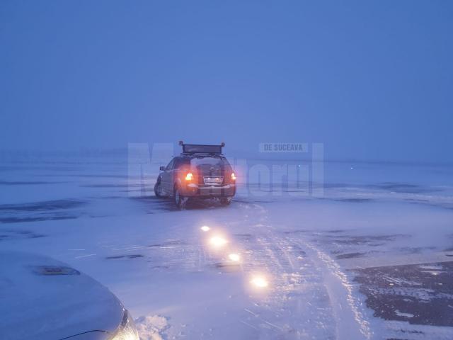 Operarea pe Aeroportul Internaţional „Ştefan cel Mare” Suceava se efectuează în condiţii de iarnă